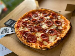 Bonnis Takeaway Pizzas | Caerwys | North Wales