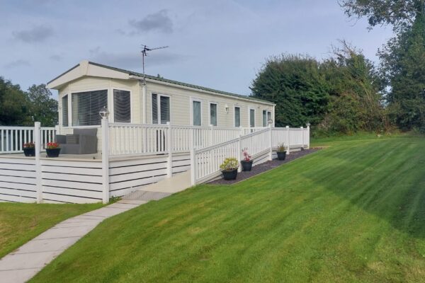 Misty Waters Holiday Park pre-loved Pemberton Avon caravan for sale