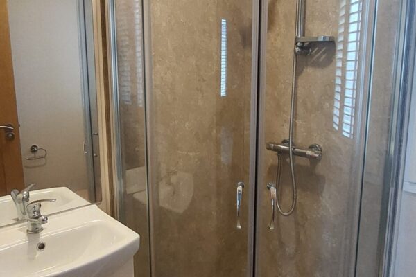 Maes Mynan Preloved Caravan for sale ensuite shower room