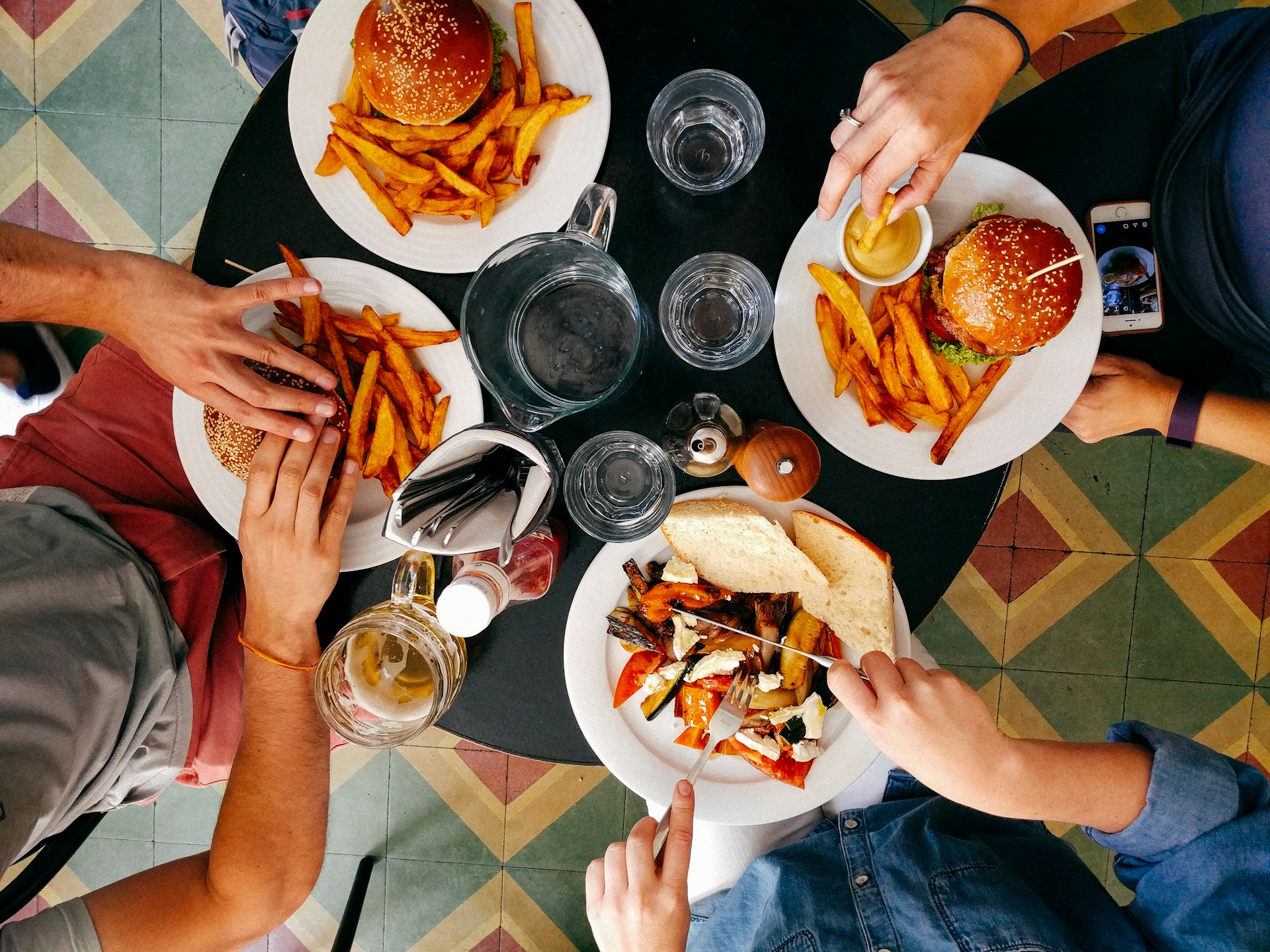 Places To Eat & Drink. Cafés, Coffee Shops, Restaurants, Pubs, Takeaways & Home Deliveries near| Acorn Leisure Holiday Parks in North Wales