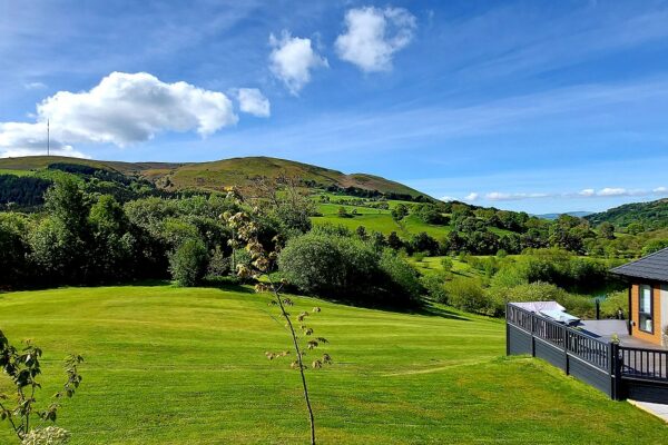 brochure Bespoke Lodges for sale on large lodge plots at Maes Mynan Park in North Wales brochure Bespoke Lodges for sale on large lodge plots at Maes Mynan Park in North Wales
