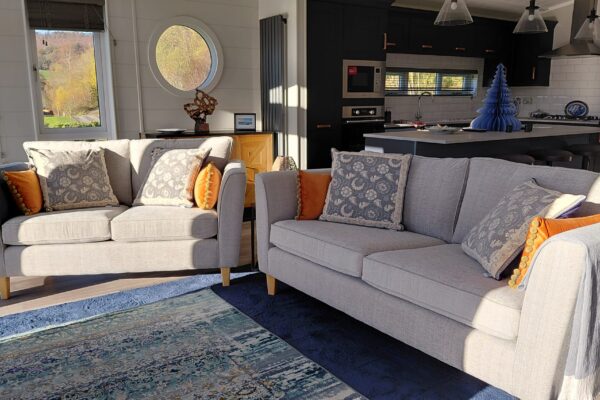 Luxury Lodge for sale in North Wales. Stunning views and exquisite comfort. Countryside and lakeside position. Maes Mynan Park