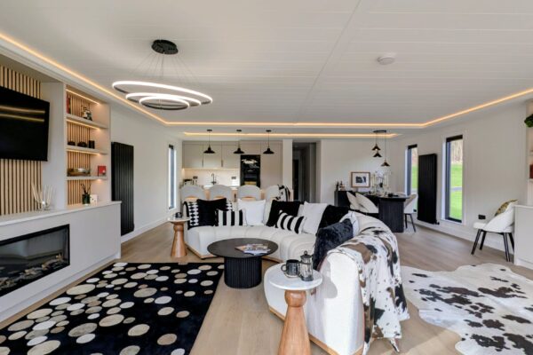 Lounge dining and kitchen - Solhare Lodge - Maes Mynan Park - YourRetreats