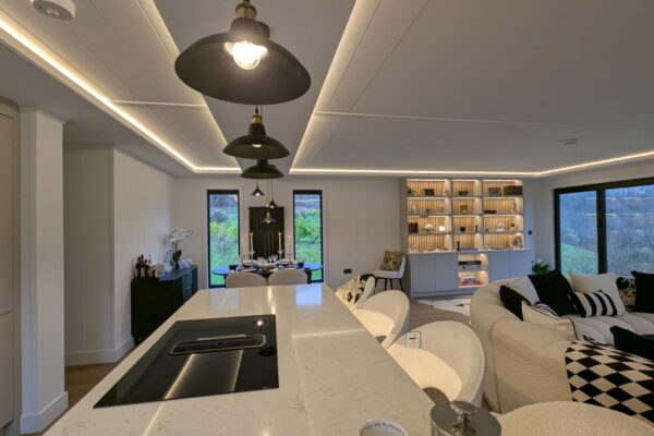 Open Plan Kitchen - lounge - dining - Solhare Lodge - Maes Mynan Park - YourRetreats Bespoke Kos Lodge